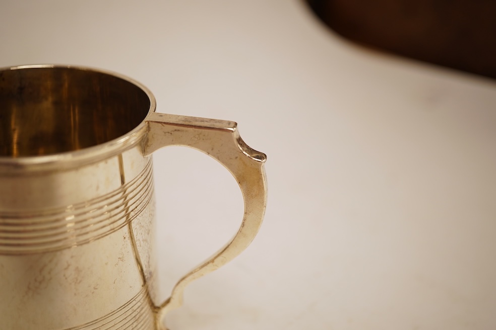 A William IV reeded silver christening mug, William Knight II, London, 1834, height 81mm, 4.7oz.